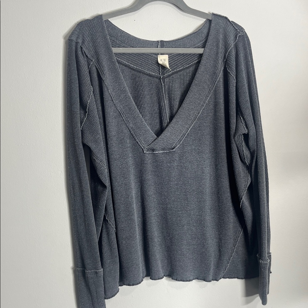 We The Free Slate Gray Long Sleeve V-Neck Top